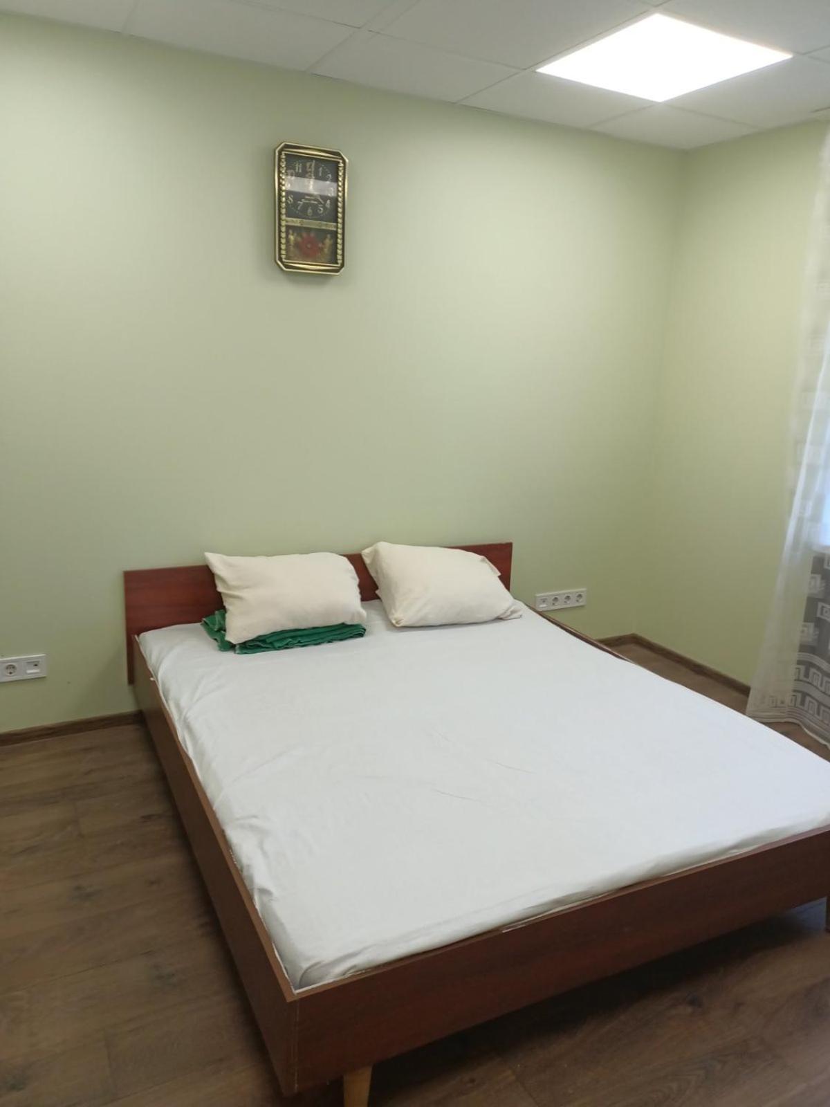 Hostel Krone Gok Zatishok Kyiv Exterior photo